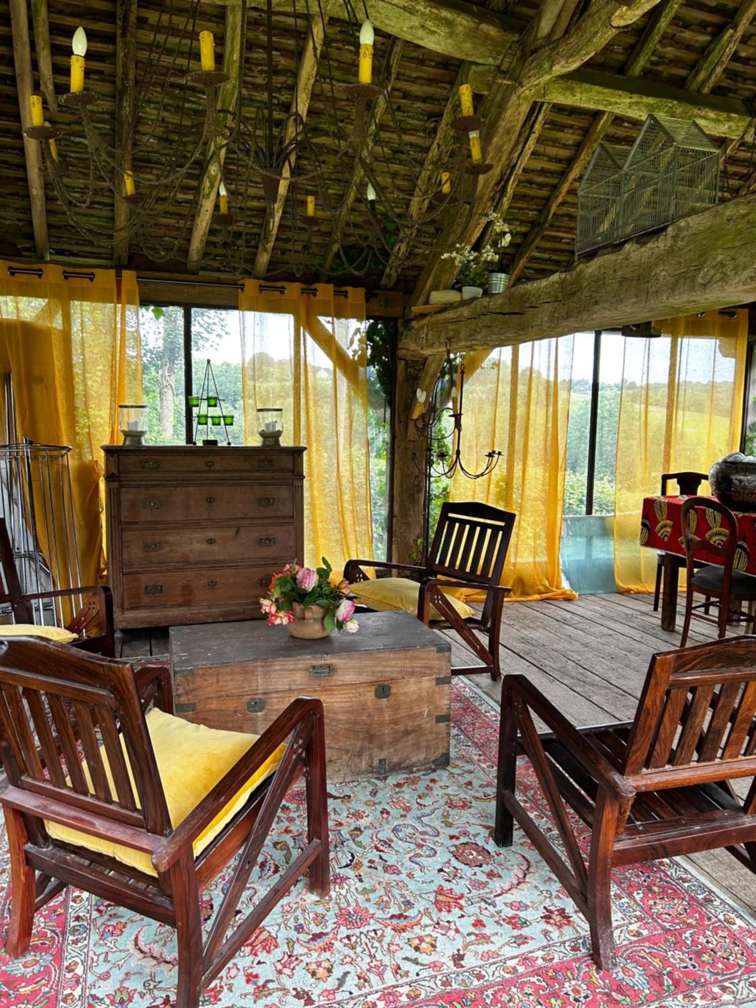 Perche King'S Bedroom In Maison Nomade Chic Cour-Maugis-sur-Huisne Ngoại thất bức ảnh